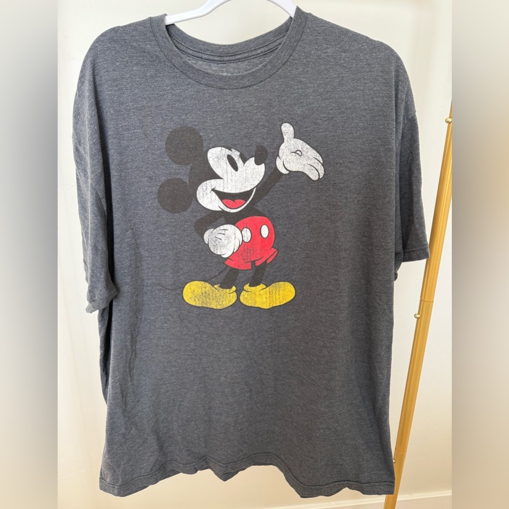 Disney Charcoal Graphic Mickey Mouse Tee | Crew Neck | Size XXL | EUC